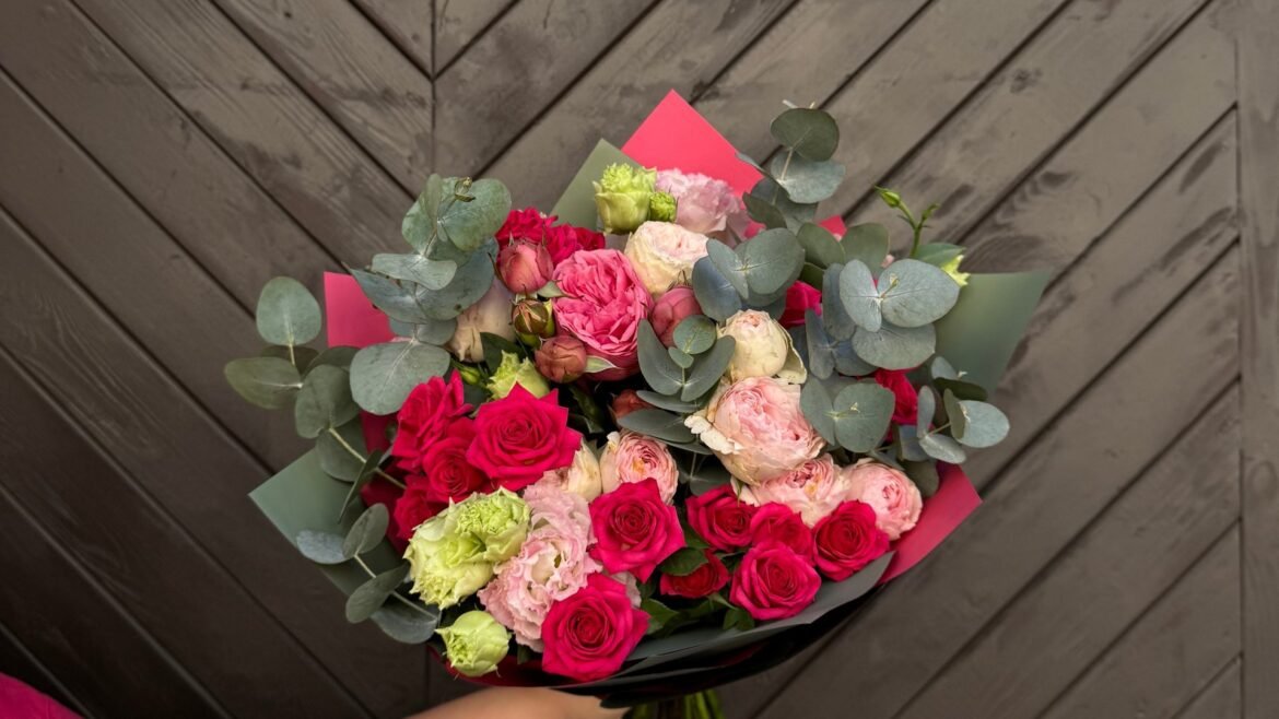 Gražiausios puokštės gimtadienio proga – kai gėlės kalba už jus